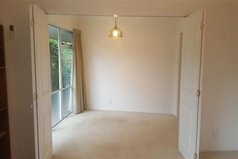 Photo of property in 6 Walton Avenue, Waikanae, 5036