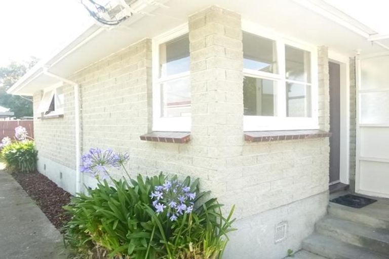Photo of property in 3a Camp Street, Silverstream, Upper Hutt, 5019