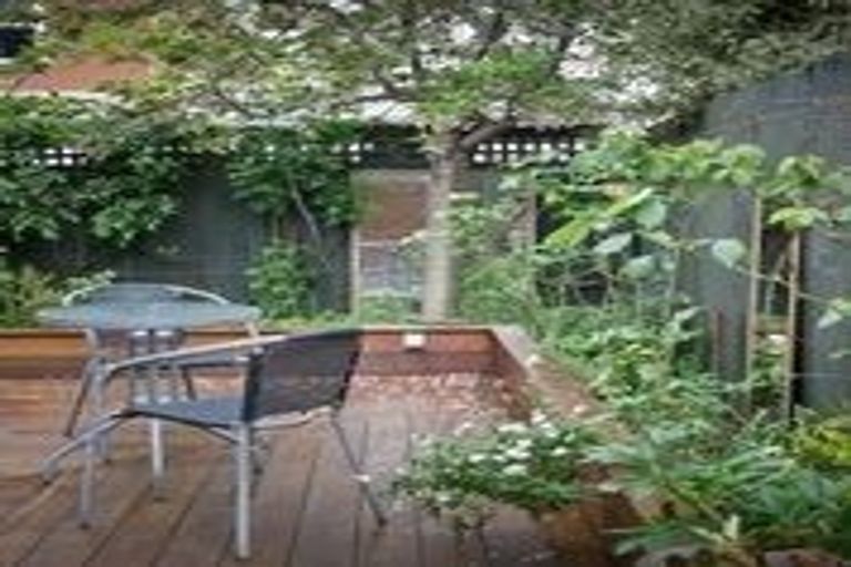 Photo of property in 4/8 Hillsborough Terrace, Hillsborough, Christchurch, 8022