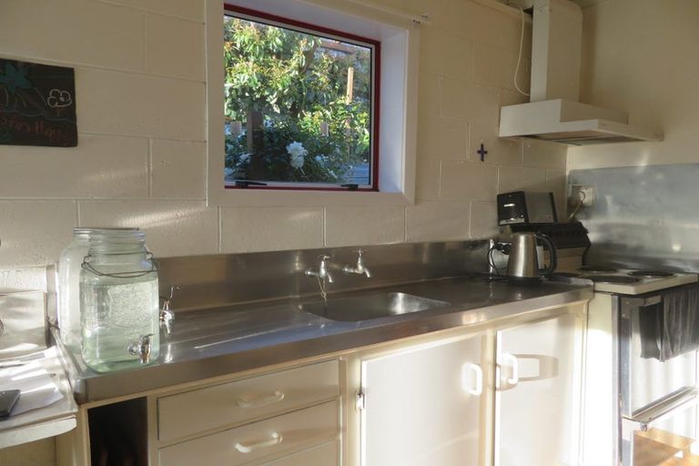 Photo of property in 16 Reeve Street, Foxton, 4814
