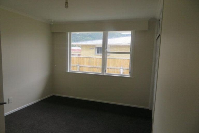 Photo of property in 1 Kashmir Avenue, Clouston Park, Upper Hutt, 5018