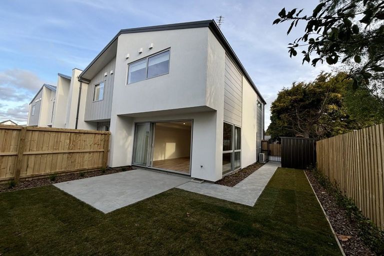 Photo of property in 1/189 England Street, Linwood, Christchurch, 8011