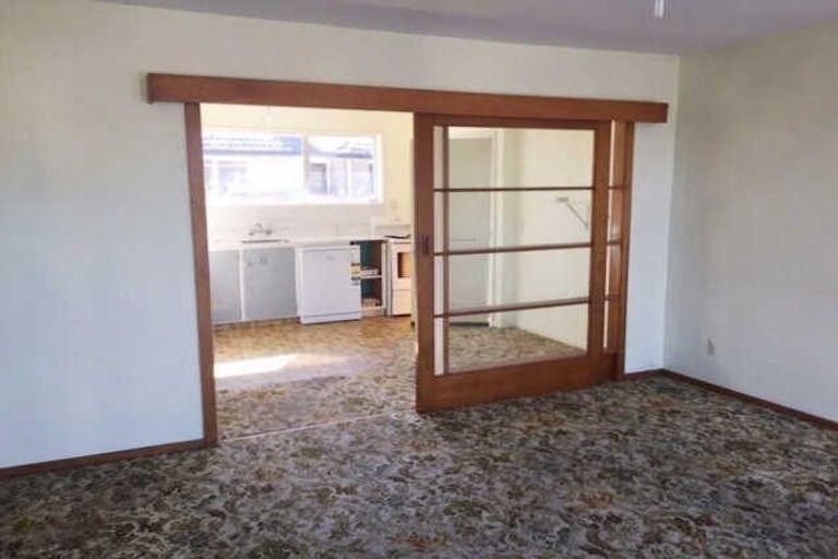 Photo of property in 84 Pacific Road, North New Brighton, Christchurch, 8083