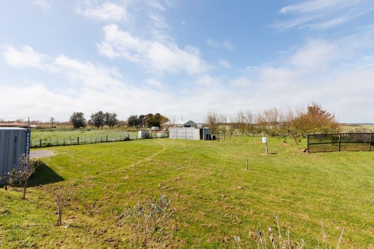 Photo of property in 46 Nuku Street, Tangimoana, 4822