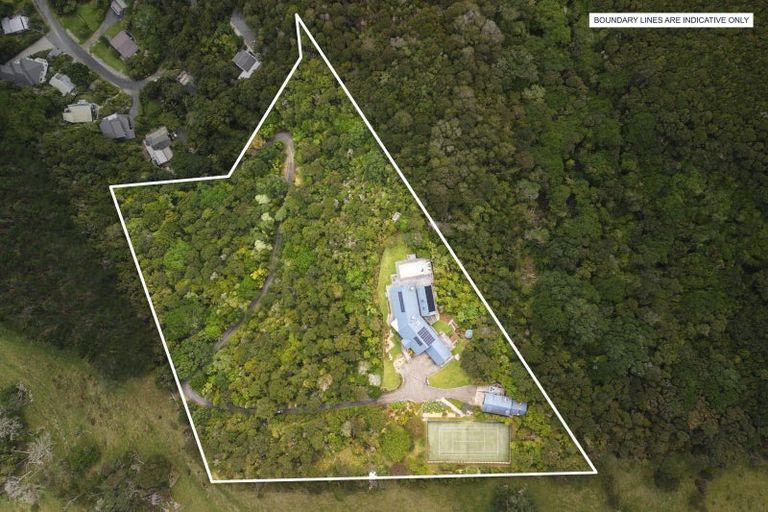 Photo of property in 15a Te Papa Road, Kawakawa Bay, 2585