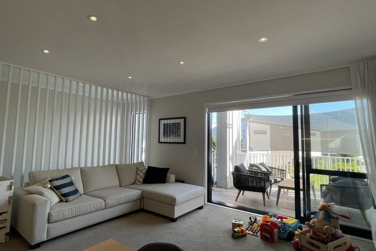 Photo of property in 103 Bomb Point Drive, Hobsonville, Auckland, 0616