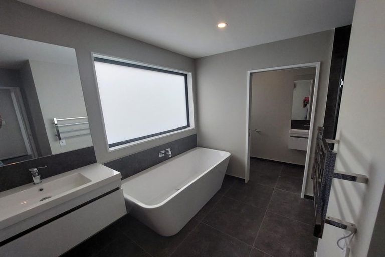 Photo of property in 126 Claridges Road, Casebrook, Christchurch, 8051