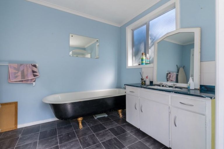 Photo of property in 104 Richardson Street, Saint Kilda, Dunedin, 9012