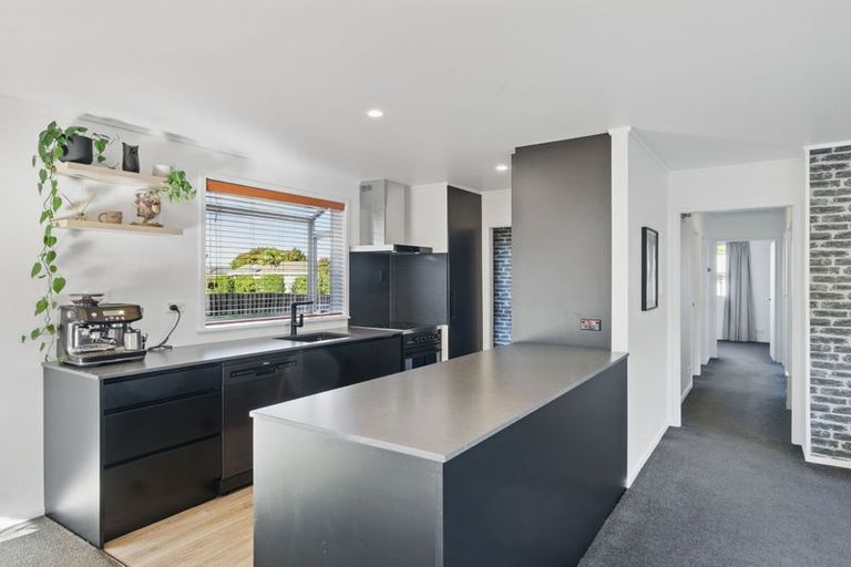 Photo of property in 50 Vanguard Drive, Broomfield, Christchurch, 8042