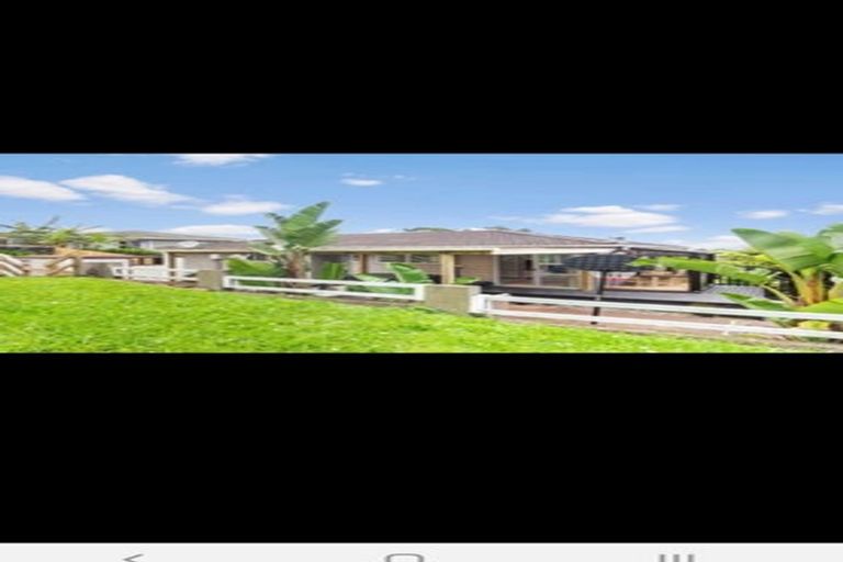 Photo of property in 16 Glenbervie Crescent, Massey, Auckland, 0614