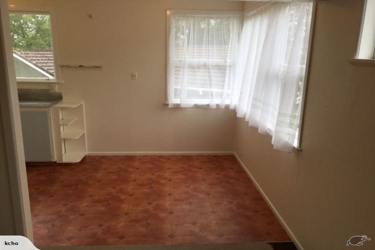 Photo of property in 2/25 Nutsey Avenue, Northcote, Auckland, 0627