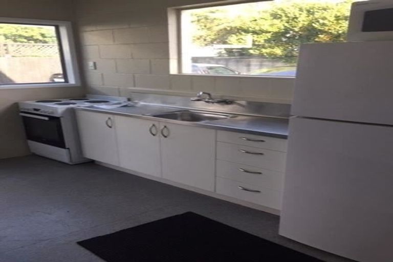 Photo of property in 6/7 Newnham Terrace, Upper Riccarton, Christchurch, 8041