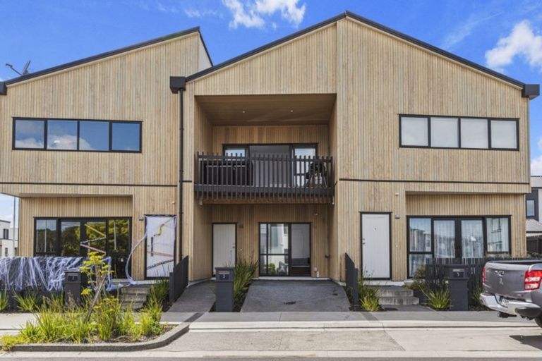 Photo of property in 3 Frank Gill Road, Hobsonville, Auckland, 0616