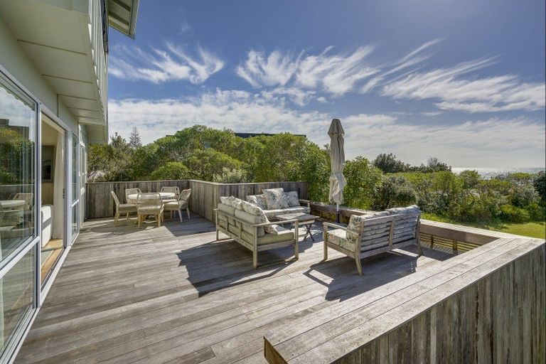 Photo of property in 10 Moori Road, Waimarama, 4294