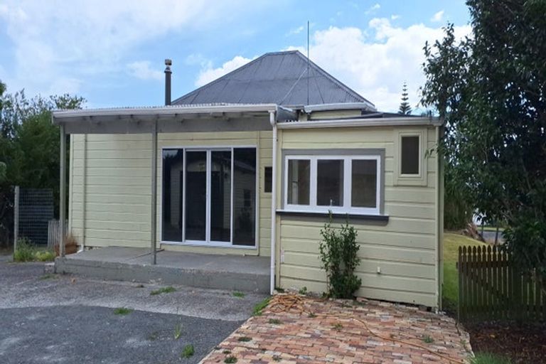Photo of property in 140 Hakanoa Street, Huntly, 3700