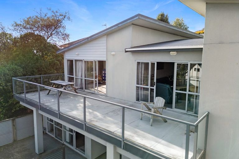 Photo of property in 5 Mohua Street, Waikanae, 5036