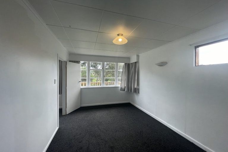 Photo of property in 10 Igloo Place, Red Hill, Papakura, 2110