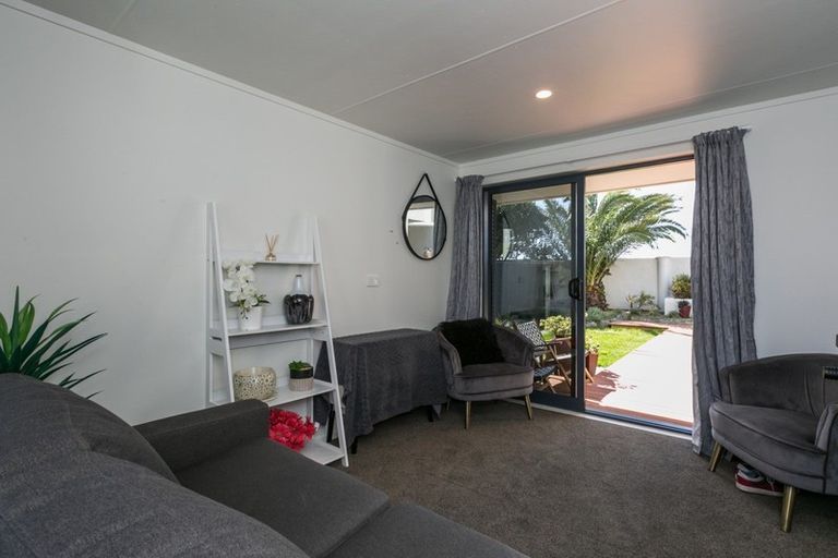 Photo of property in 220 Te Awa Avenue, Awatoto, Napier, 4110