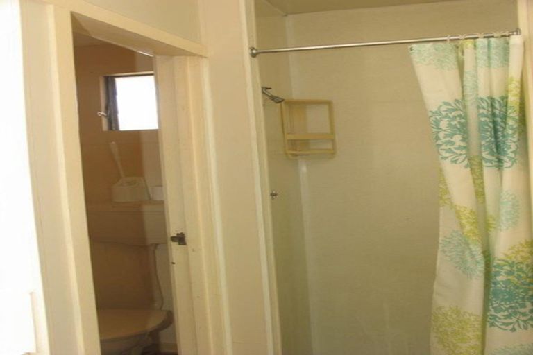 Photo of property in 176 Kent Street, Kingston, Athol, 9793