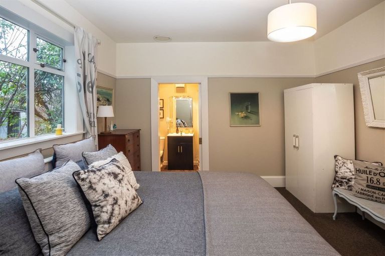 Photo of property in 93 Abberley Crescent, St Albans, Christchurch, 8014