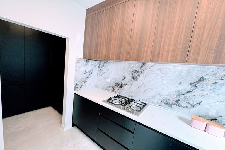 Photo of property in 31 Bremner Ridge Street, Flat Bush, Auckland, 2019