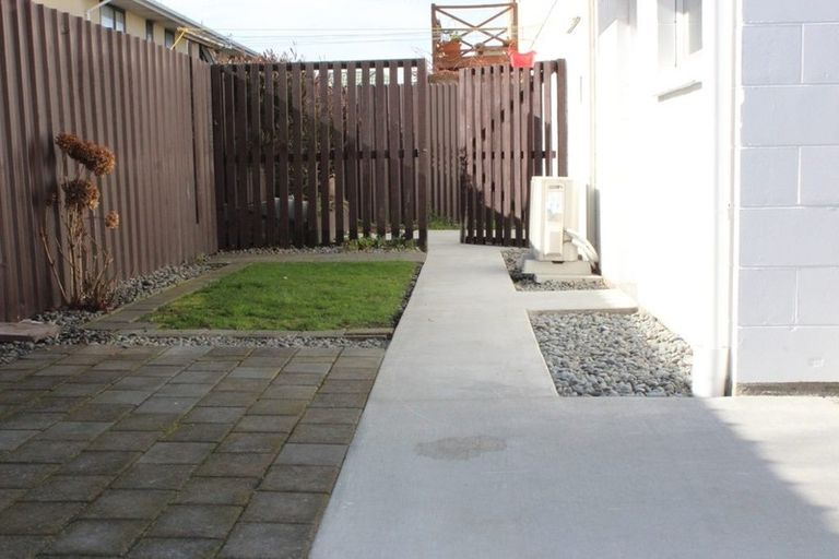 Photo of property in 2/82 Bishop Street, St Albans, Christchurch, 8014