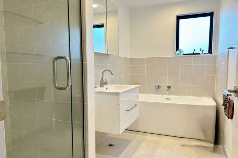 Photo of property in 17d Cornwall Road, Lyttelton, 8082