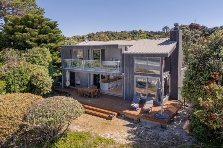 Photo of property in 248 Tangiora Avenue, Whangapoua, Coromandel, 3582