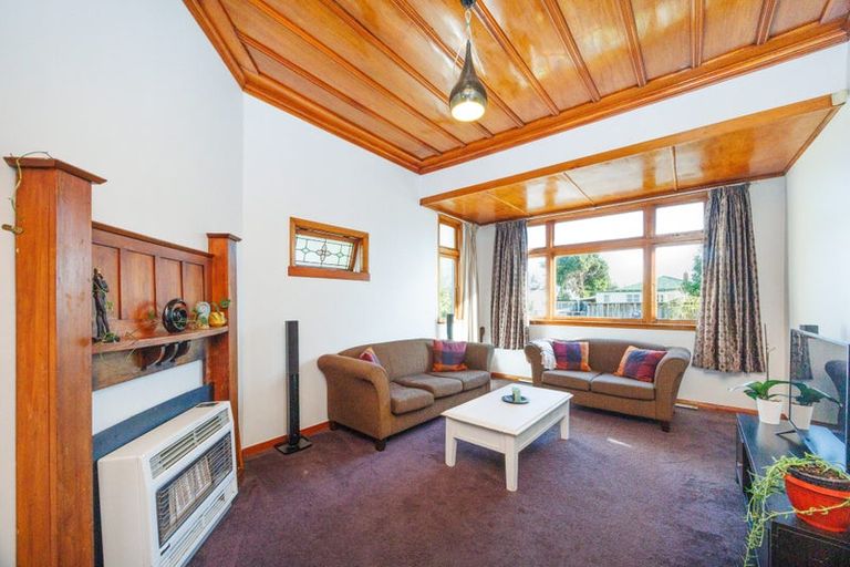 Photo of property in 1 Lytton Street, Feilding, 4702