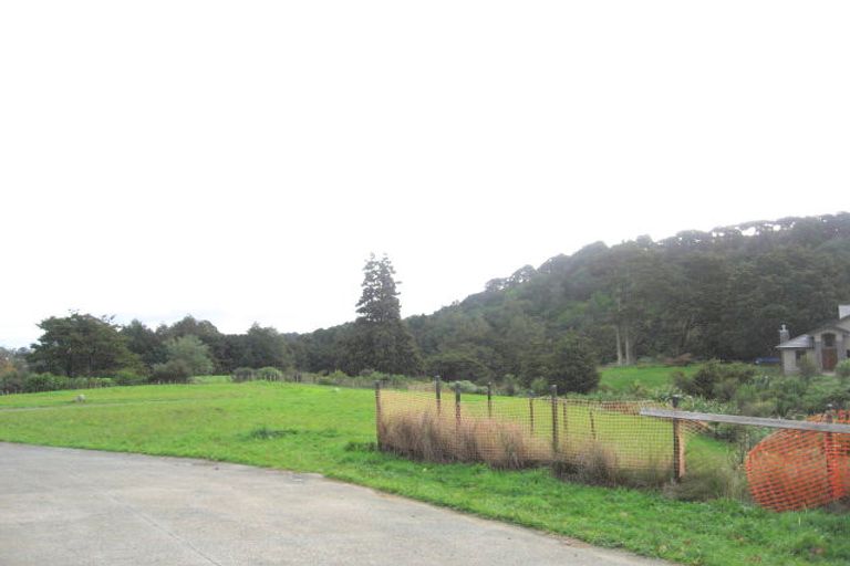 Photo of property in 10 Tuakura Way, The Gardens, Auckland, 2105