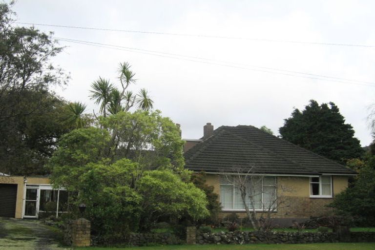 Photo of property in 4 Kapuranga Grove, Stokes Valley, Lower Hutt, 5019