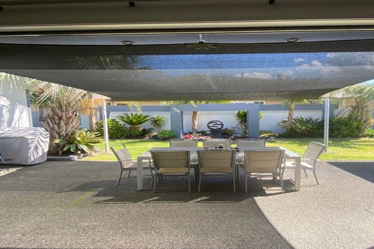 Photo of property in 5 Waiora Place, Pyes Pa, Tauranga, 3112