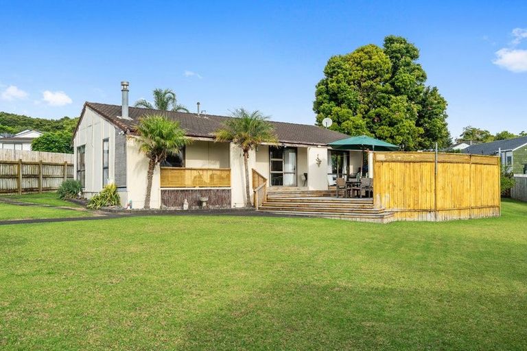 Photo of property in 5 Aronia Way, Goodwood Heights, Auckland, 2105
