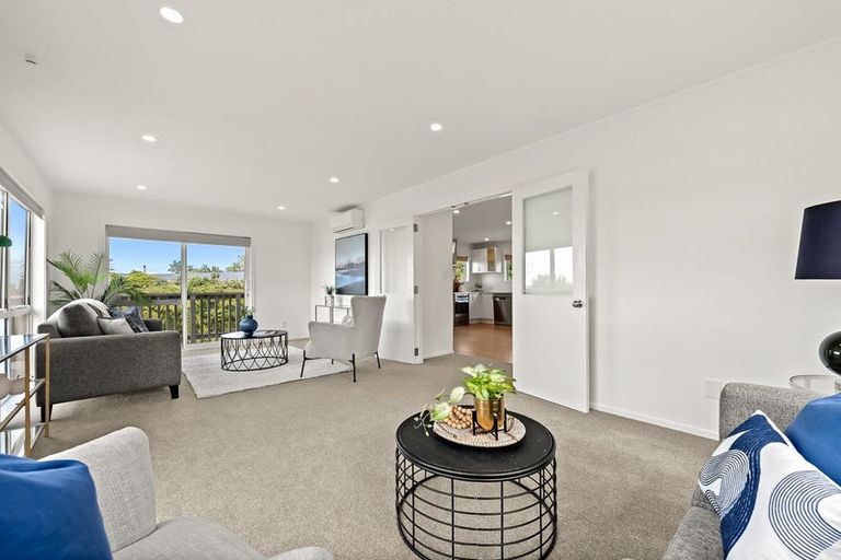 Photo of property in 60 Maungaraki Road, Korokoro, Lower Hutt, 5012