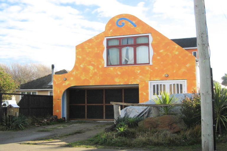 Photo of property in 36 Jervois Street, New Brighton, Christchurch, 8061