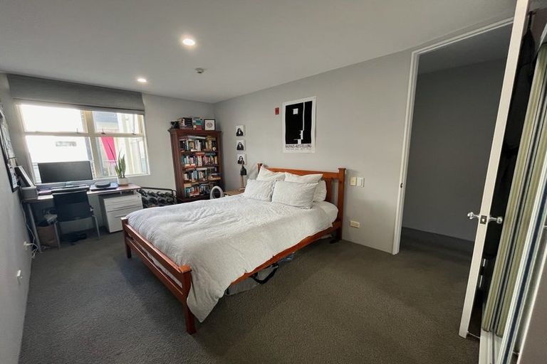 Photo of property in Sirocco Apartments, 809/8 Church Street, Wellington Central, Wellington, 6011