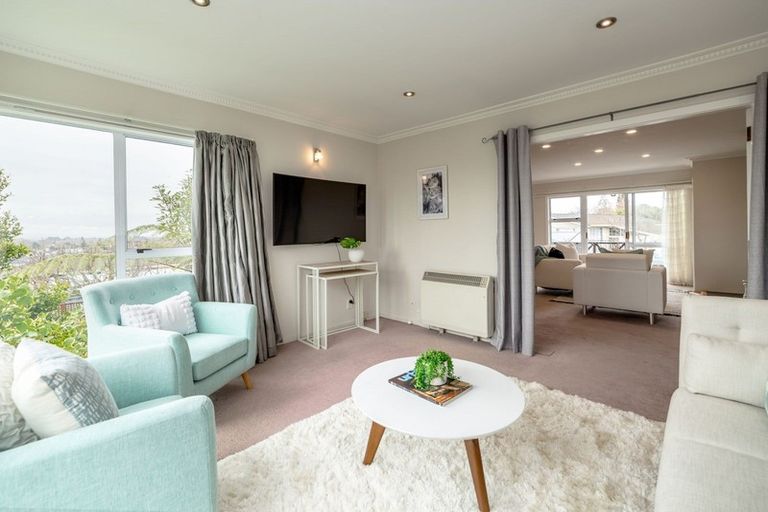 Photo of property in 6 Ngaio Place, Lansdowne, Masterton, 5810