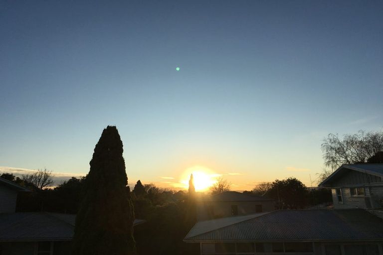 Photo of property in 2 Te Awe Awe Court, Hokowhitu, Palmerston North, 4410