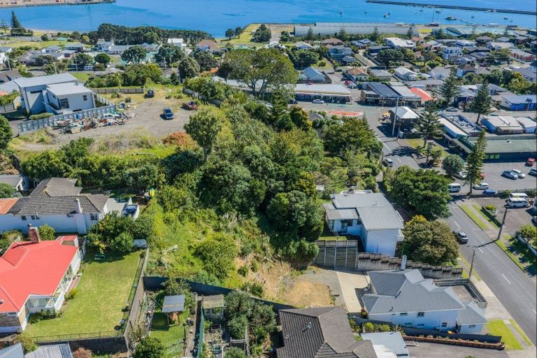 Photo of property in 12b Lawry Street, Moturoa, New Plymouth, 4310