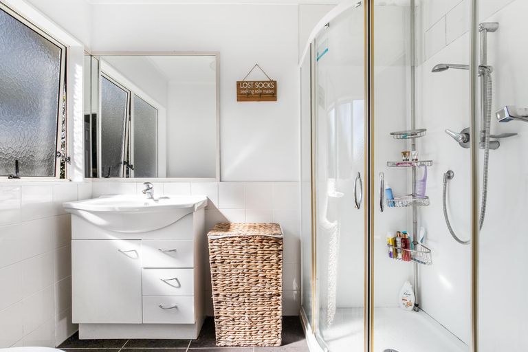 Photo of property in 61 Carnoustie Drive, Wattle Downs, Auckland, 2103