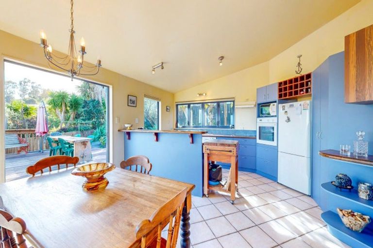 Photo of property in 219 Waikiekie Road, Thames, 3500