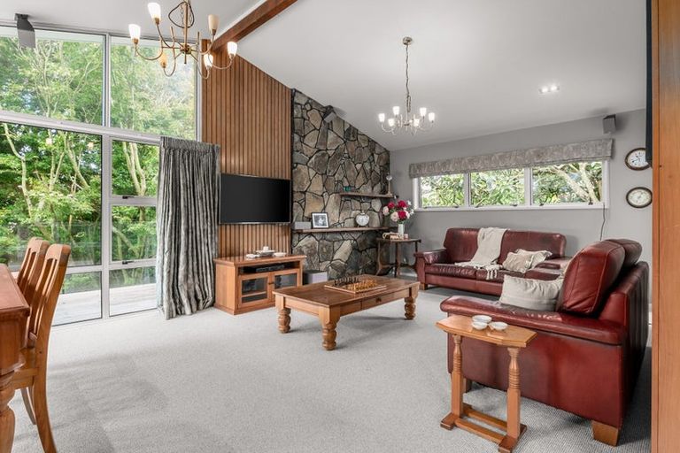 Photo of property in 6 Marnane Terrace, St Andrews, Hamilton, 3200