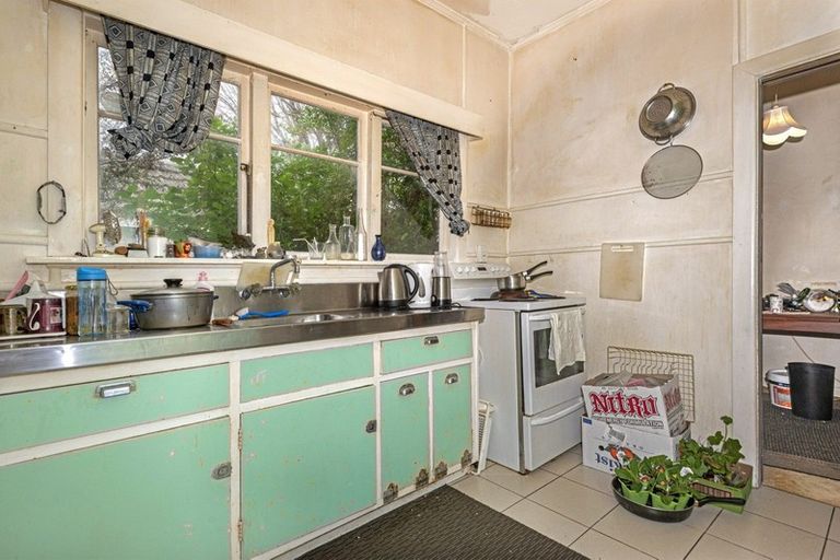 Photo of property in 14 Cochrane Street, Elgin, Gisborne, 4010