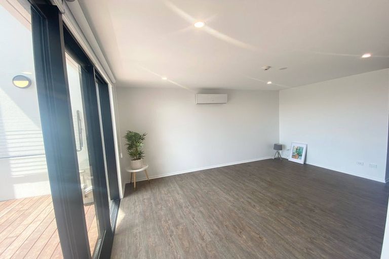 Photo of property in 104/1 Hewitts Road, Merivale, Christchurch, 8014