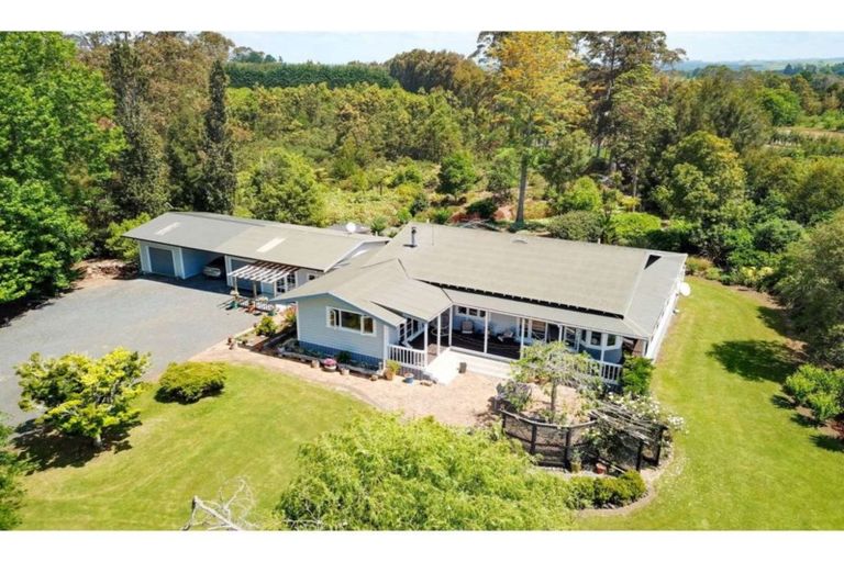 Photo of property in 106 Kapiro Road, Kerikeri, 0294