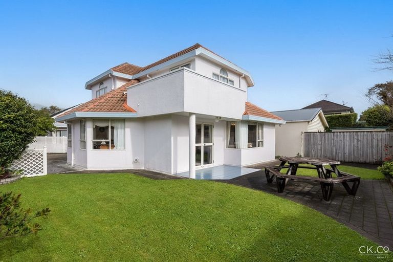 Photo of property in 7 Mahoe Street, Hutt Central, Lower Hutt, 5010