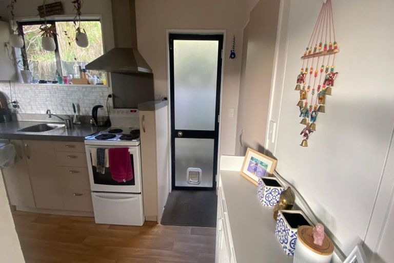 Photo of property in 16b Trinidad Crescent, Grenada Village, Wellington, 6037