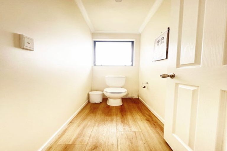 Photo of property in 47a Andrew Road, Howick, Auckland, 2010