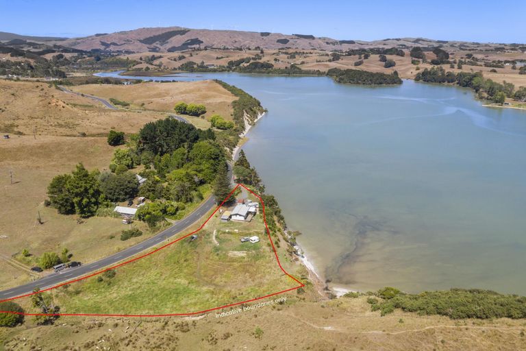 Photo of property in 449 Ohautira Road, Raglan, 3295