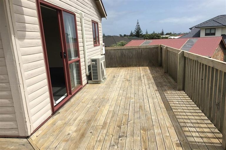 Photo of property in 151 Field Way, Waikanae Beach, Waikanae, 5036
